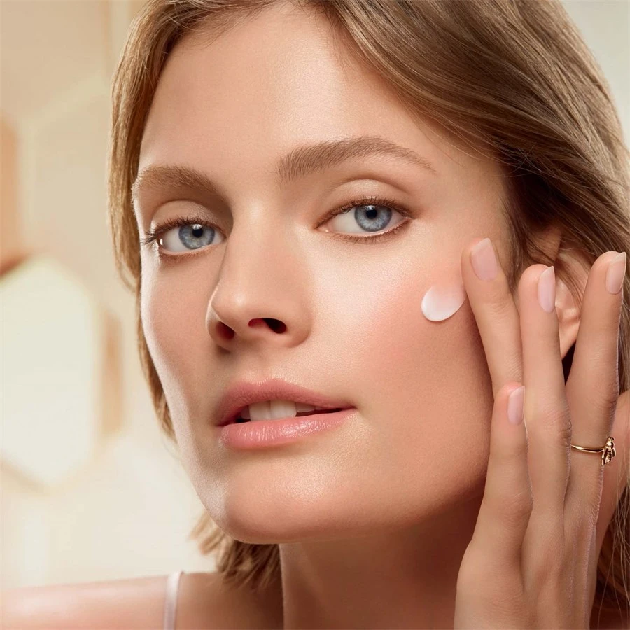 Abeille Royale Soin Anti-âge Rich Day Cream De GUERLAIN – Image 5